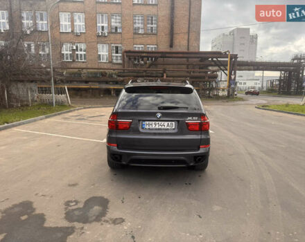 Серый БМВ Х5, объемом двигателя 2.98 л и пробегом 214 тыс. км за 15500 $, фото 5 на Automoto.ua