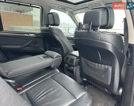 Сірий БМВ Х5, об'ємом двигуна 3 л та пробігом 304 тис. км за 11990 $, фото 43 на Automoto.ua