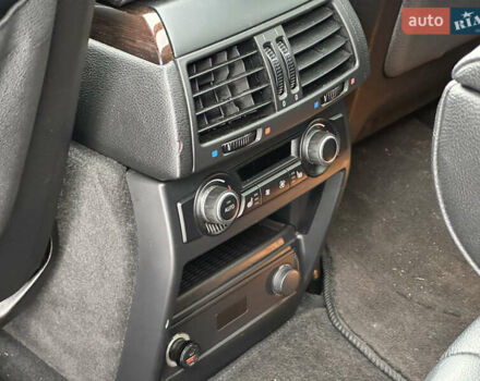 Сірий БМВ Х5, об'ємом двигуна 3 л та пробігом 304 тис. км за 11990 $, фото 40 на Automoto.ua