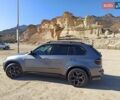 Серый БМВ Х5, объемом двигателя 3 л и пробегом 295 тыс. км за 21300 $, фото 6 на Automoto.ua