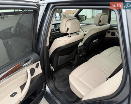 Сірий БМВ Х5, об'ємом двигуна 2.98 л та пробігом 180 тис. км за 14800 $, фото 14 на Automoto.ua