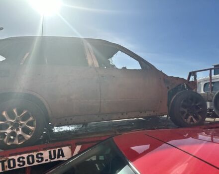 Серый БМВ Х5, объемом двигателя 3 л и пробегом 150 тыс. км за 100 $, фото 6 на Automoto.ua