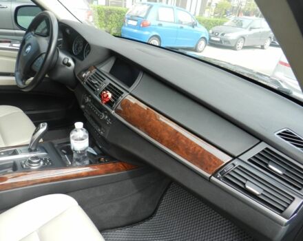 Сірий БМВ Х5, об'ємом двигуна 3 л та пробігом 120 тис. км за 14300 $, фото 4 на Automoto.ua