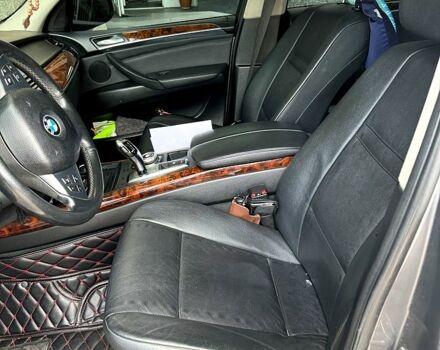 БМВ Х5 2011 в Житомире на Automoto.ua Серый БМВ Х5, объемом двигателя 3 л и пробегом 250 тыс. км за 16500 $, фото 12 на Automoto.ua