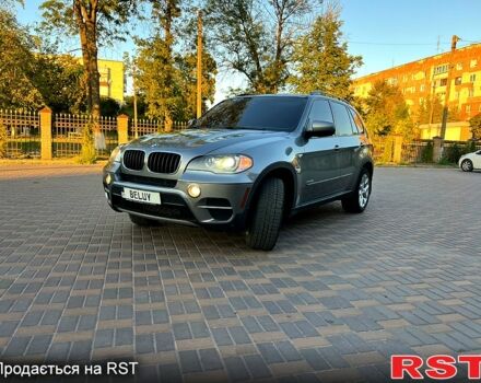 Серый БМВ Х5, объемом двигателя 3 л и пробегом 225 тыс. км за 12700 $, фото 2 на Automoto.ua