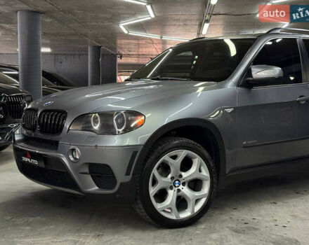 Серый БМВ Х5, объемом двигателя 2.98 л и пробегом 265 тыс. км за 14000 $, фото 1 на Automoto.ua