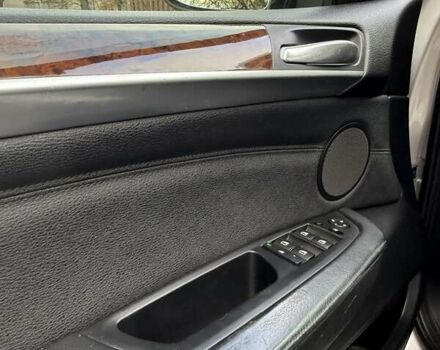 Сірий БМВ Х5, об'ємом двигуна 2.99 л та пробігом 320 тис. км за 14950 $, фото 16 на Automoto.ua