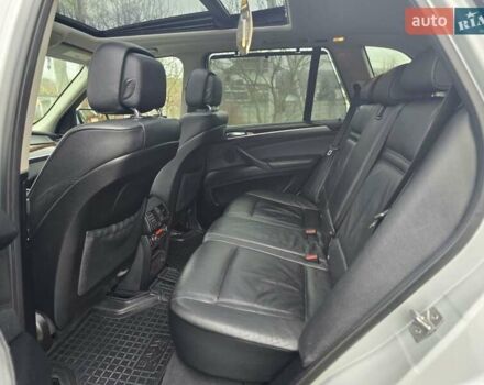 Сірий БМВ Х5, об'ємом двигуна 2.98 л та пробігом 169 тис. км за 12300 $, фото 10 на Automoto.ua