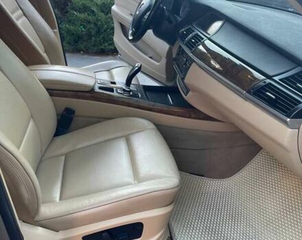 Сірий БМВ Х5, об'ємом двигуна 2.98 л та пробігом 262 тис. км за 13900 $, фото 13 на Automoto.ua