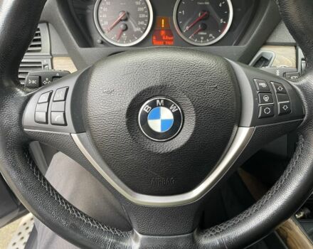 Серый БМВ Х5, объемом двигателя 3 л и пробегом 199 тыс. км за 18500 $, фото 17 на Automoto.ua