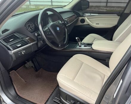 Сірий БМВ Х5, об'ємом двигуна 3 л та пробігом 309 тис. км за 12000 $, фото 6 на Automoto.ua