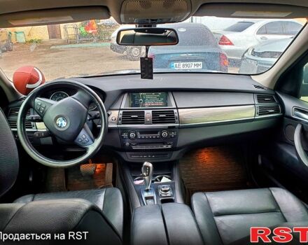 БМВ Х5 2011 в Днепре (Днепропетровске) на Automoto.ua Серый БМВ Х5, объемом двигателя 3 л и пробегом 188 тыс. км за 11999 $, фото 7 на Automoto.ua