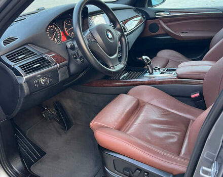 Серый БМВ Х5, объемом двигателя 3 л и пробегом 221 тыс. км за 21531 $, фото 49 на Automoto.ua