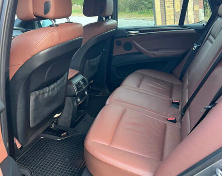 Серый БМВ Х5, объемом двигателя 3 л и пробегом 221 тыс. км за 21531 $, фото 18 на Automoto.ua