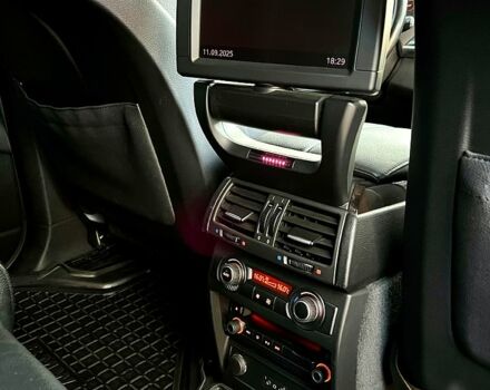 Серый БМВ Х5, объемом двигателя 3 л и пробегом 225 тыс. км за 12700 $, фото 7 на Automoto.ua