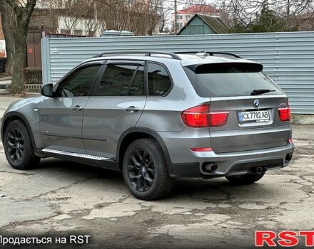 Серый БМВ Х5, объемом двигателя 3 л и пробегом 175 тыс. км за 13499 $, фото 2 на Automoto.ua