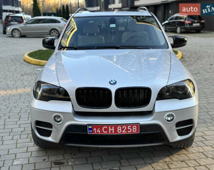 Серый БМВ Х5, объемом двигателя 3 л и пробегом 287 тыс. км за 15500 $, фото 16 на Automoto.ua