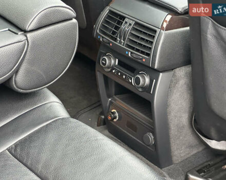 Сірий БМВ Х5, об'ємом двигуна 3 л та пробігом 304 тис. км за 11990 $, фото 44 на Automoto.ua