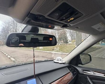 Серый БМВ Х5, объемом двигателя 2.99 л и пробегом 334 тыс. км за 16500 $, фото 1 на Automoto.ua