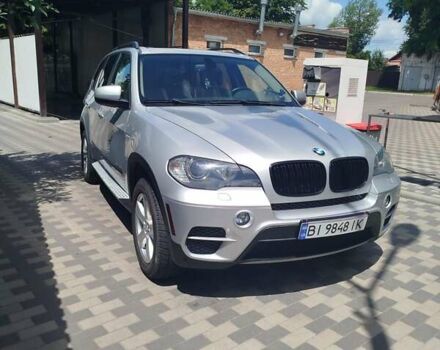 Серый БМВ Х5, объемом двигателя 3 л и пробегом 264 тыс. км за 18150 $, фото 1 на Automoto.ua