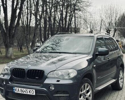 Серый БМВ Х5, объемом двигателя 3 л и пробегом 230 тыс. км за 11900 $, фото 1 на Automoto.ua