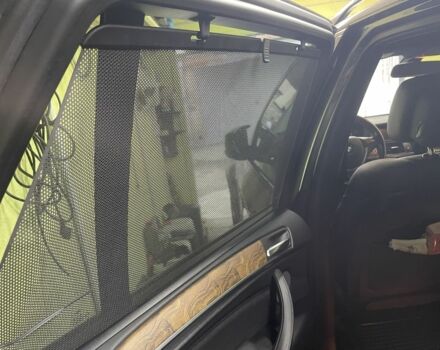 Серый БМВ Х5, объемом двигателя 3 л и пробегом 199 тыс. км за 18500 $, фото 5 на Automoto.ua