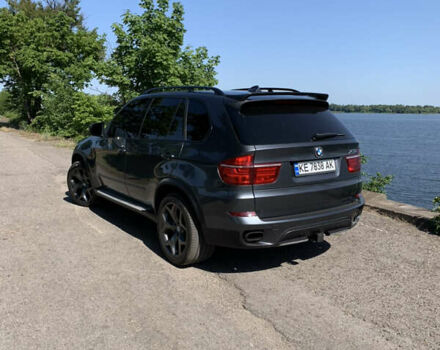 Сірий БМВ Х5, об'ємом двигуна 3 л та пробігом 317 тис. км за 17000 $, фото 3 на Automoto.ua