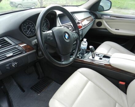 Сірий БМВ Х5, об'ємом двигуна 3 л та пробігом 120 тис. км за 14300 $, фото 6 на Automoto.ua