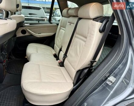 Серый БМВ Х5, объемом двигателя 2.98 л и пробегом 237 тыс. км за 11800 $, фото 9 на Automoto.ua