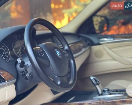 Сірий БМВ Х5, об'ємом двигуна 2.98 л та пробігом 262 тис. км за 13900 $, фото 24 на Automoto.ua