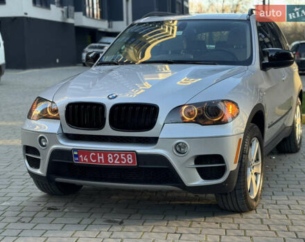 Серый БМВ Х5, объемом двигателя 3 л и пробегом 287 тыс. км за 15500 $, фото 10 на Automoto.ua