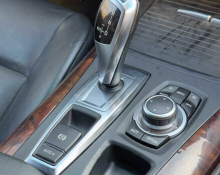 Серый БМВ Х5, объемом двигателя 3 л и пробегом 211 тыс. км за 8500 $, фото 22 на Automoto.ua