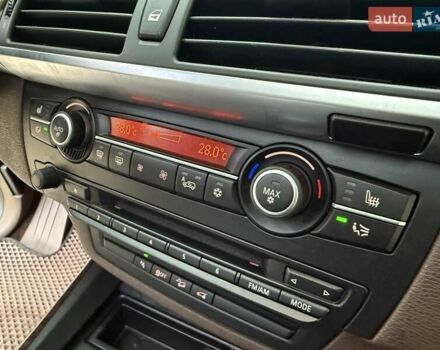 Серый БМВ Х5, объемом двигателя 3 л и пробегом 320 тыс. км за 16900 $, фото 55 на Automoto.ua