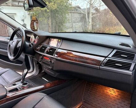 Сірий БМВ Х5, об'ємом двигуна 3 л та пробігом 168 тис. км за 12300 $, фото 17 на Automoto.ua