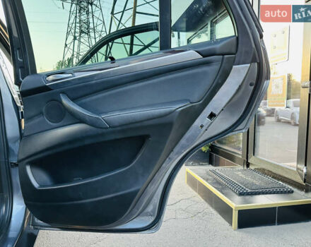 Серый БМВ Х5, объемом двигателя 2.98 л и пробегом 216 тыс. км за 14700 $, фото 24 на Automoto.ua