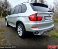 Серый БМВ Х5, объемом двигателя 3 л и пробегом 169 тыс. км за 13500 $, фото 3 на Automoto.ua