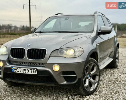 Серый БМВ Х5, объемом двигателя 2.98 л и пробегом 295 тыс. км за 11999 $, фото 3 на Automoto.ua