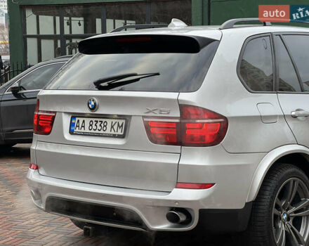Сірий БМВ Х5, об'ємом двигуна 2.98 л та пробігом 260 тис. км за 14000 $, фото 16 на Automoto.ua