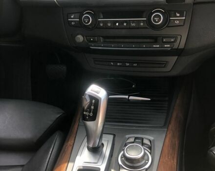 Серый БМВ Х5, объемом двигателя 3 л и пробегом 265 тыс. км за 14400 $, фото 1 на Automoto.ua