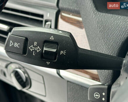 Сірий БМВ Х5, об'ємом двигуна 3 л та пробігом 304 тис. км за 11990 $, фото 62 на Automoto.ua