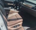 Серый БМВ Х5, объемом двигателя 3 л и пробегом 264 тыс. км за 18150 $, фото 13 на Automoto.ua
