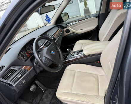 Сірий БМВ Х5, об'ємом двигуна 2.98 л та пробігом 180 тис. км за 14800 $, фото 38 на Automoto.ua