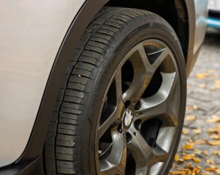 Сірий БМВ Х5, об'ємом двигуна 3 л та пробігом 237 тис. км за 19900 $, фото 8 на Automoto.ua