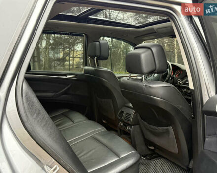 Серый БМВ Х5, объемом двигателя 2.98 л и пробегом 180 тыс. км за 12500 $, фото 13 на Automoto.ua
