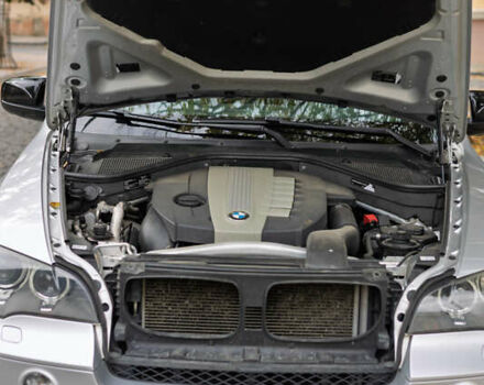 Сірий БМВ Х5, об'ємом двигуна 3 л та пробігом 237 тис. км за 19900 $, фото 24 на Automoto.ua