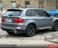 Серый БМВ Х5, объемом двигателя 3 л и пробегом 175 тыс. км за 13499 $, фото 4 на Automoto.ua