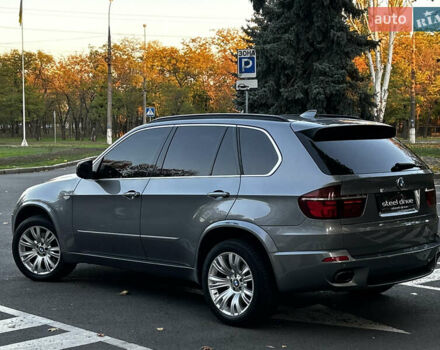 Серый БМВ Х5, объемом двигателя 2.99 л и пробегом 225 тыс. км за 15999 $, фото 4 на Automoto.ua