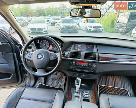 Серый БМВ Х5, объемом двигателя 2.98 л и пробегом 216 тыс. км за 14700 $, фото 22 на Automoto.ua