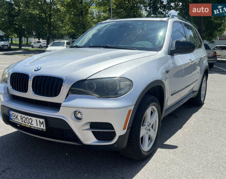 Серый БМВ Х5, объемом двигателя 2.98 л и пробегом 285 тыс. км за 15999 $, фото 1 на Automoto.ua