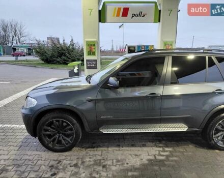 Серый БМВ Х5, объемом двигателя 3 л и пробегом 250 тыс. км за 15700 $, фото 23 на Automoto.ua